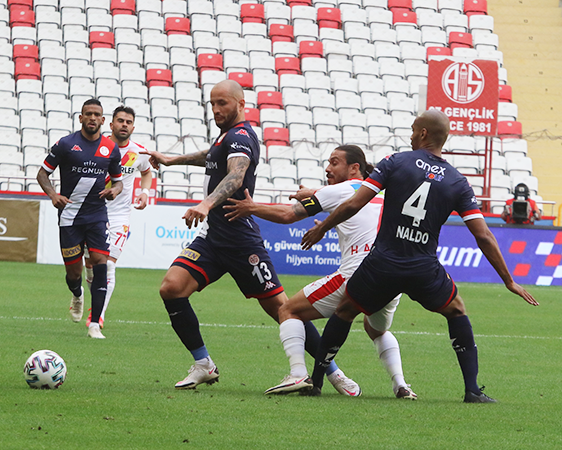 Antalyaspor, sahasında kazanamıyor