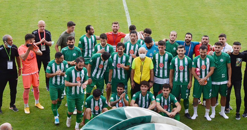 Serik Belediyespor Ligi mutlu bitirdi
