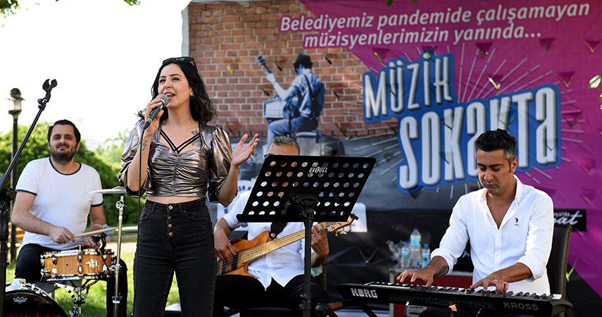 Muratpaşa’dan müzisyenlere destek