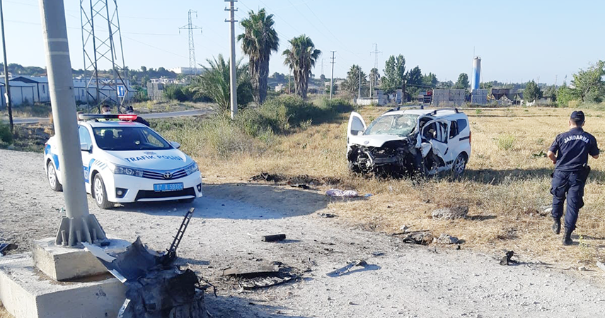 Antalya'da feci kaza: Baba öldü anne ve 2 çocuğu yaralandı