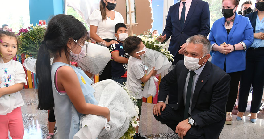 Vali Yazıcı “Hayırseverlik Para Değil Gönül İşi”