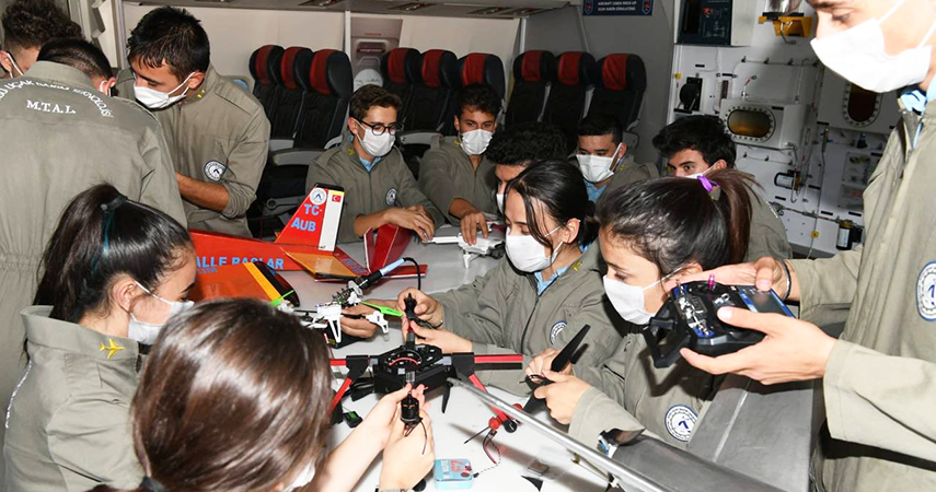 Aksu Uçak Bakım Teknolojisi Anadolu Lisesi İHA Ar-Ge Merkezi Açıldı