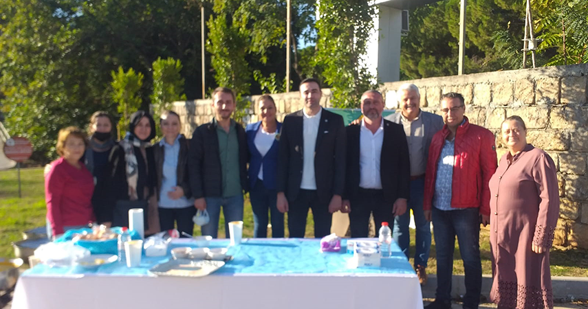 Güneşin Kadınları, üniversite öğrencilerine çorba dağıttı
