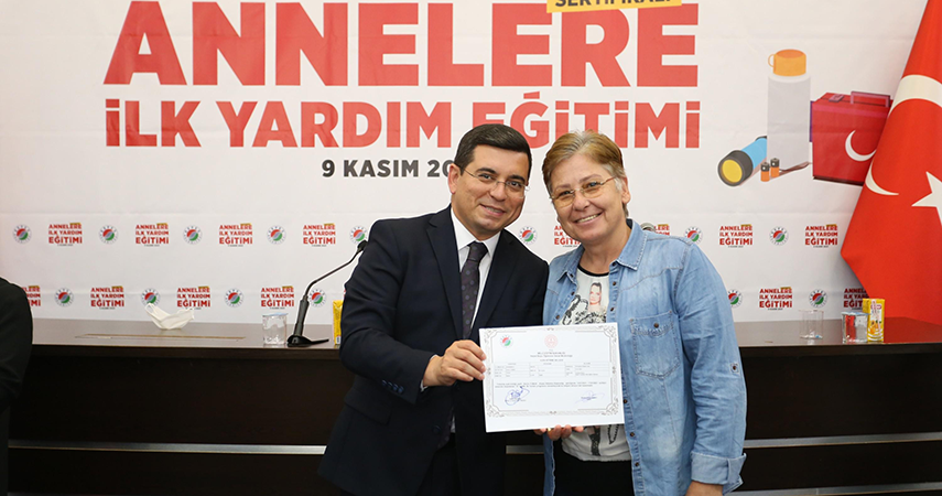 Kepez’de 155 anne ilk yardım sertifikası aldı