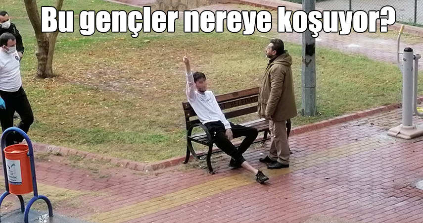 Parkta çakmak gazı kullanan gencin ibretlik hali