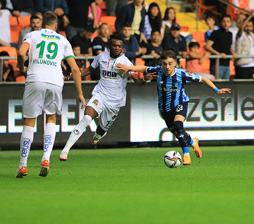 Alanyaspor Adana'dan 3 puanla döndü