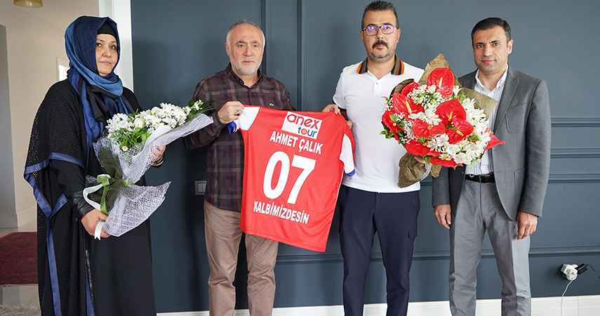 Antalyaspor ve Konyaspor başkanlarından duygulandıran Anneler Günü ziyareti