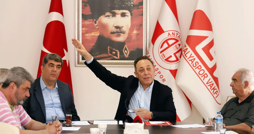 Simay Akdağ Muratpaşa’da