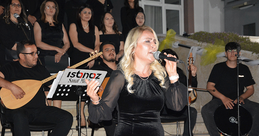 Öğretmenlerden Türk halk müziği şöleni   